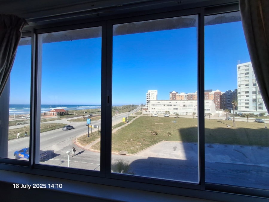 To Let 2 Bedroom Property for Rent in Summerstrand Eastern Cape